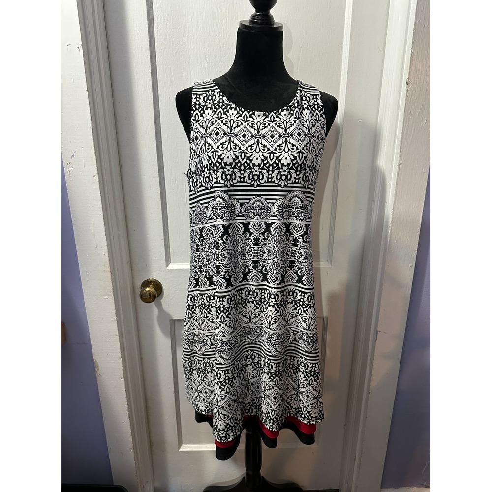 Madison Leigh Black and White Pattered Tank Dress with‎ Red Accent in 10